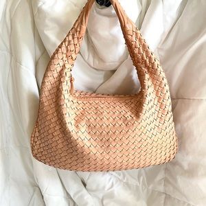 Bottega Veneta Intrecciato Medium Hobo